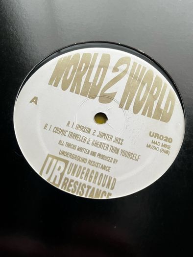 10e each Techno 12" vinyl