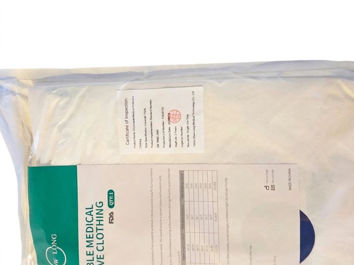 Disposable Coveralls White with Hood - XL / 175 - Painting / DIY / Farm - Non-Medical