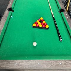 Pool table