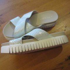 Ilse Jacobsen    size 4