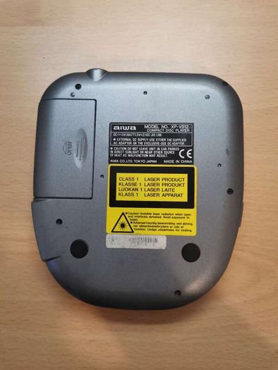 AIWA XP-V312 Portable CD Player