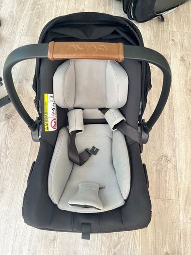 Nuna Pipa Next Car Seat & Nuna Isofix Base