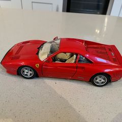 Ferrari 288  GTO 1/18 Burago