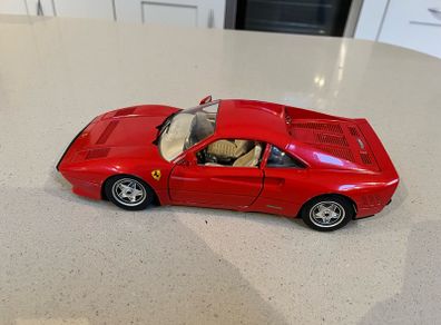 Ferrari 288  GTO 1/18 Burago