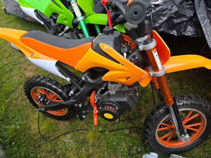 49cc kids dirt bike age 6 upwards