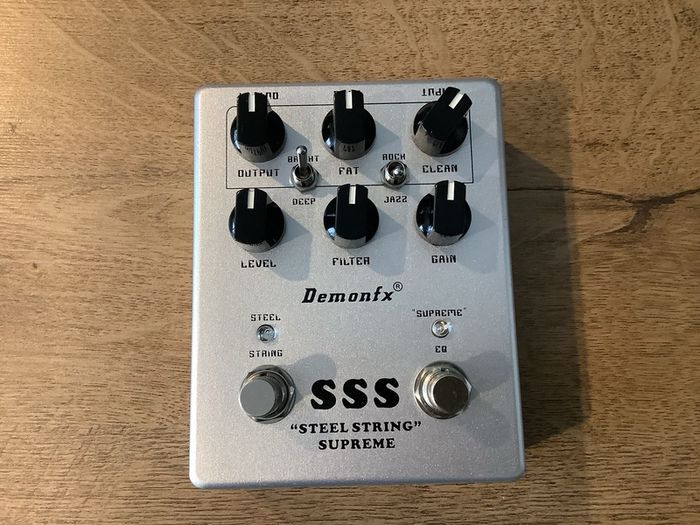 Demonfx SSS (Steel String Supreme) pedal