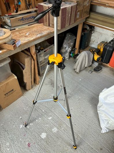 Dewalt Tripod stand