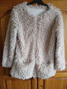 Fluffy Beige Jacket/Coat