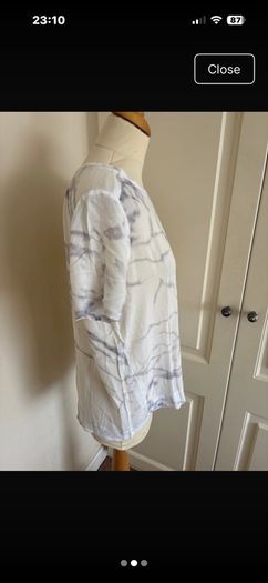 Yaya white grey viscose top size 10-12