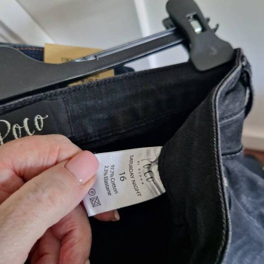 POCO Saturday night womens jeans bnwt size 16 black.
