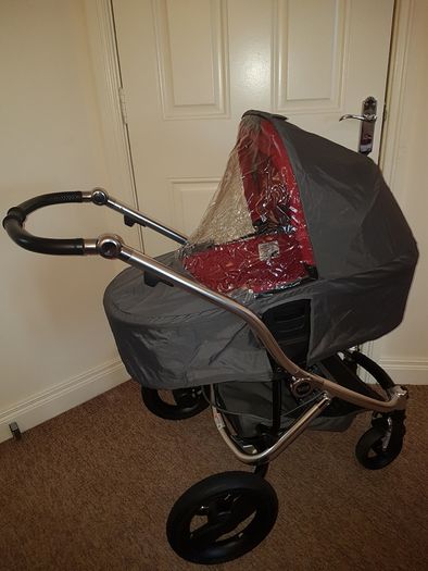 Britax Affinity Travel System 3 in 1 + Extras