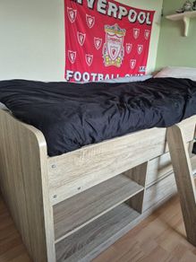 Low sleeper bed