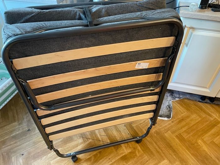 fold up bed
