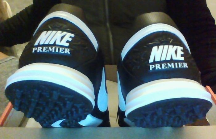 nike premier III astro turf football size 8.5