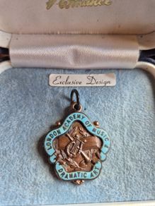 Elsie Bennett Elocution medal 1947 London Academy of Music and Dramatic Art