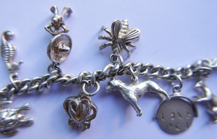 Vintage Heavy Sterling Silver Charm Bracelet length 7" - 37,9g