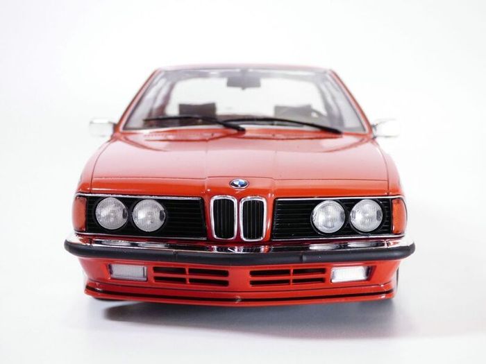 Bmw 635csi (e24) 1984 1/18 New In Box