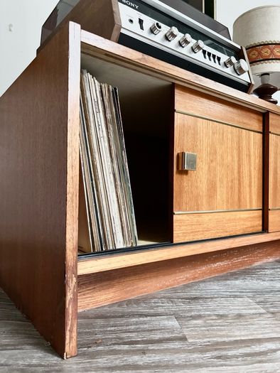 Vintage Retro Mid Century Teak Scandinavian Sideboard/Record Cabinet/TV Unit