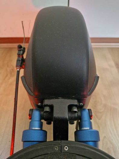 Apollo Explore V1 (1000W) - Needs brake service & tube