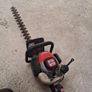 Fuji Robin HT 221 petrol hedge trimmer Image 2