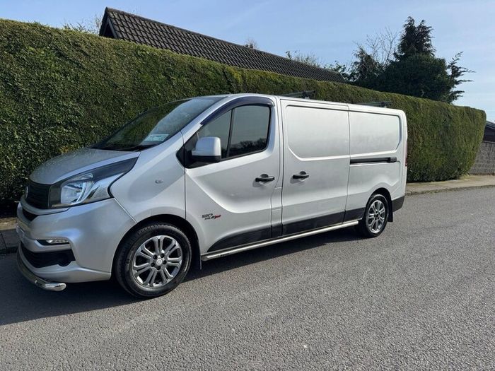 Lwb twin sliding door Fiat Talento