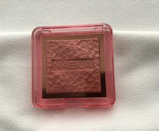 Nabla Skin Glazing Glass Skin Finish Glow Powder Highlighter