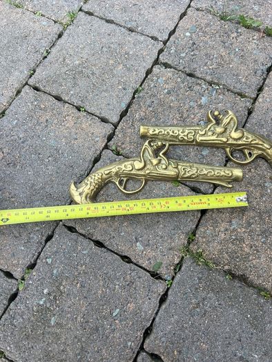 brass decor