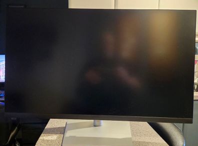 Dell 27 4k USB-C Hub monitor P2723QE