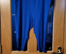 Blue cropped pants, Size 22