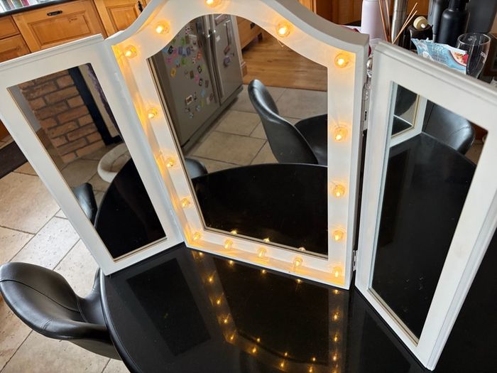 Vanity Mirror