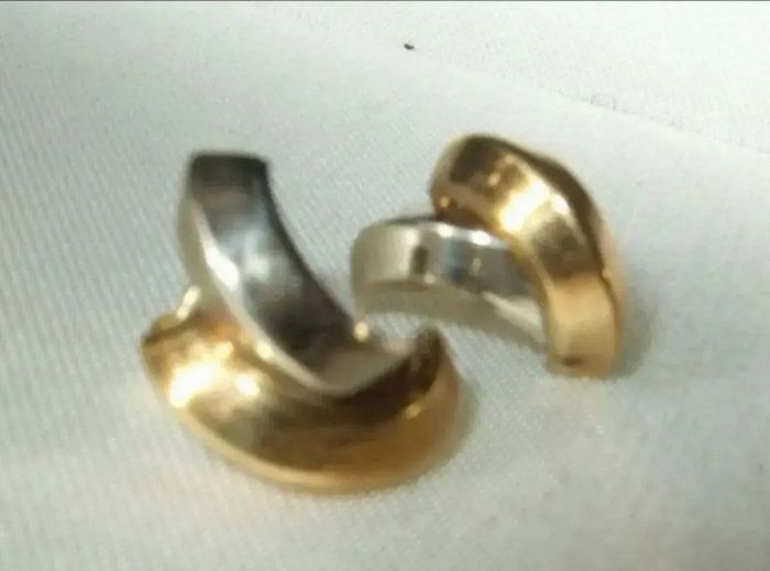 Vintage Hallmarked 9ct White/Yellow Gold Earrings
