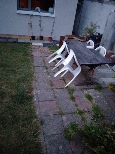 FREE coloured concrete pavers