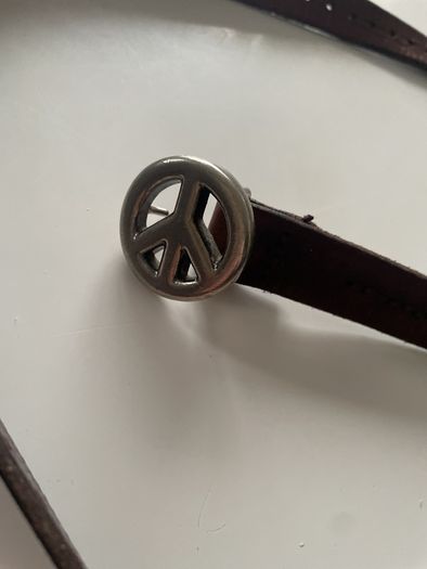 Vintage 1970's Thin Tooled Leather Peace Belt.