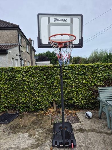 Kids basketball hoop