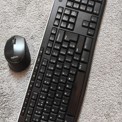 Logitech wireless keyboard and compact mouse