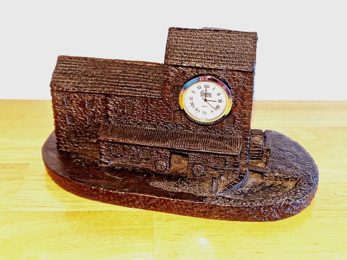 Rynhart Bronze Collectables Clock
