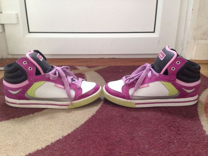 High Top Skechers Sneakers (purple & green)