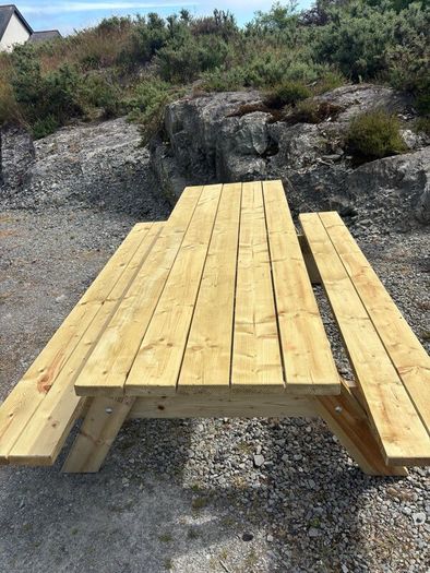 8ft picnic tables