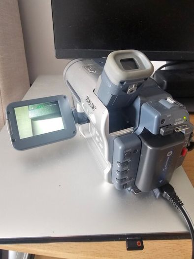 Sony DCR-TRV265E Digital8 Handycam Fully Working, Excellent Condition