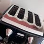 DeLonghi Micalite 4-Slice Toaster - Black Image 4