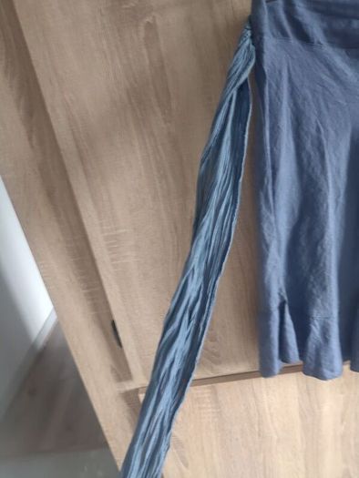 100% linen skirt fits  size  small s m