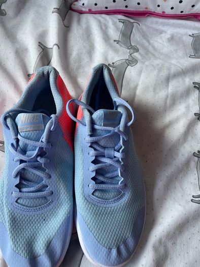 Nike Girls runners - As new