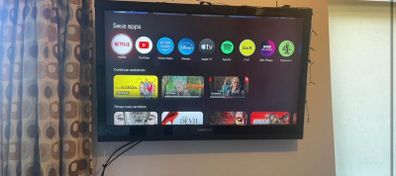 TV 43,, with Chromecast