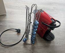 nespresso coffee machine & pods holder