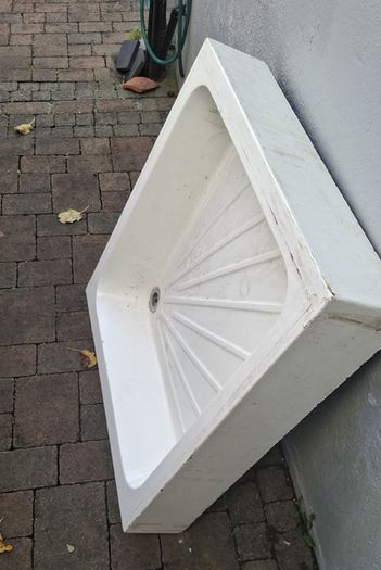 Shower Tray 800x800 160 cm high 140 mm deep internal