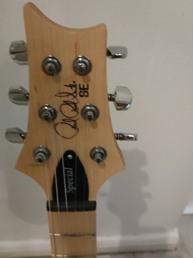 electric guitar