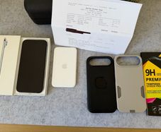 Apple iPhone Air 256GB Sky Blue Box Receipt and Accessories