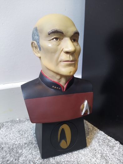 Star Trek The Next Generation - Jean Luc Picard Bust