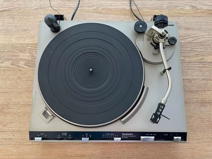 Technics SL-3300