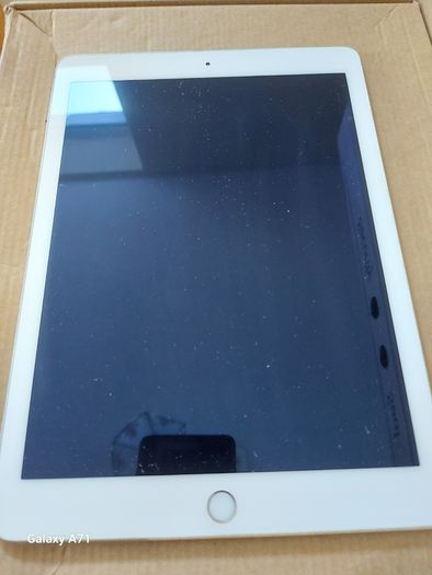 Apple Ipad Air 2, 32GB, in Excellent cosmetic Condition